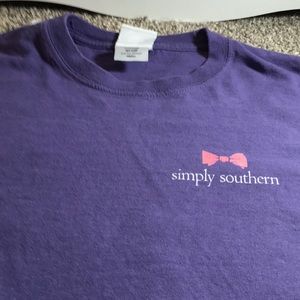 Great condition long sleeve simply southern tee